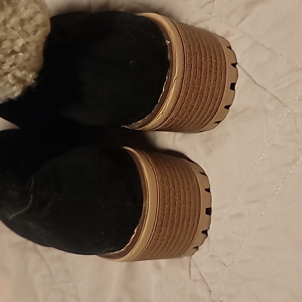 No brand size 8, short heel lined boots, worn once - Picture 4 of 6